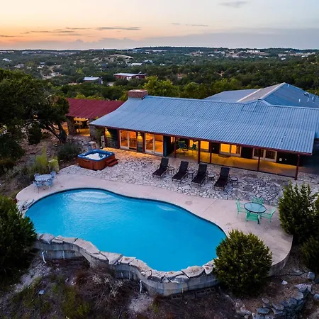 Legendary 3 Bedroom Estate With Pool & Hot Tub!
